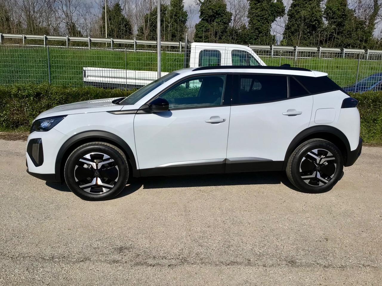 Peugeot 2008 PureTech 100 S&S Allure