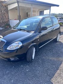 Lancia Ypsilon 1.3 MJT 75 CV Diva