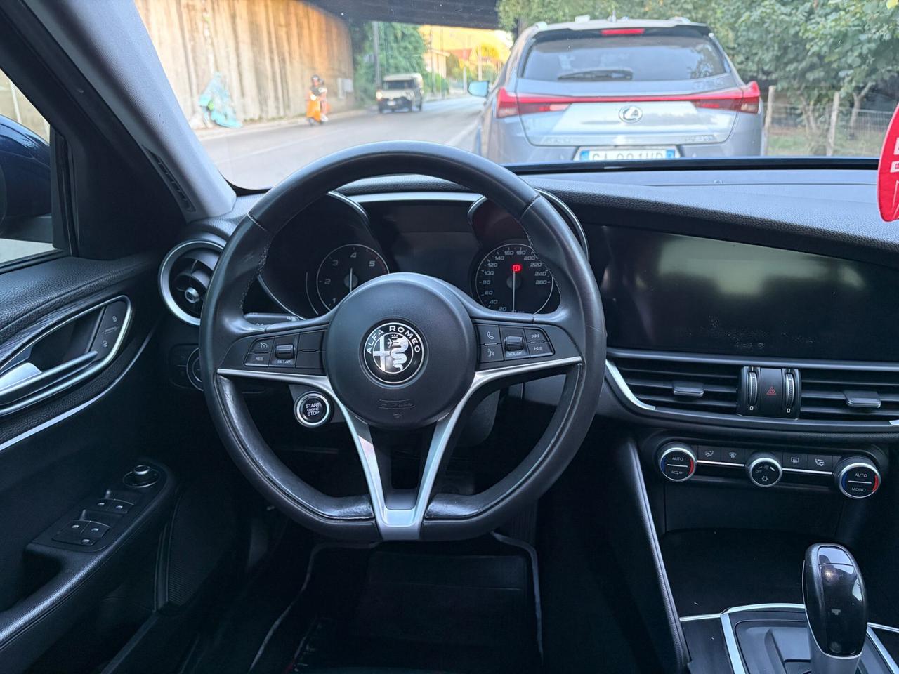 Alfa Romeo Giulia 2.2 Td 150CV AT8 Business Sport