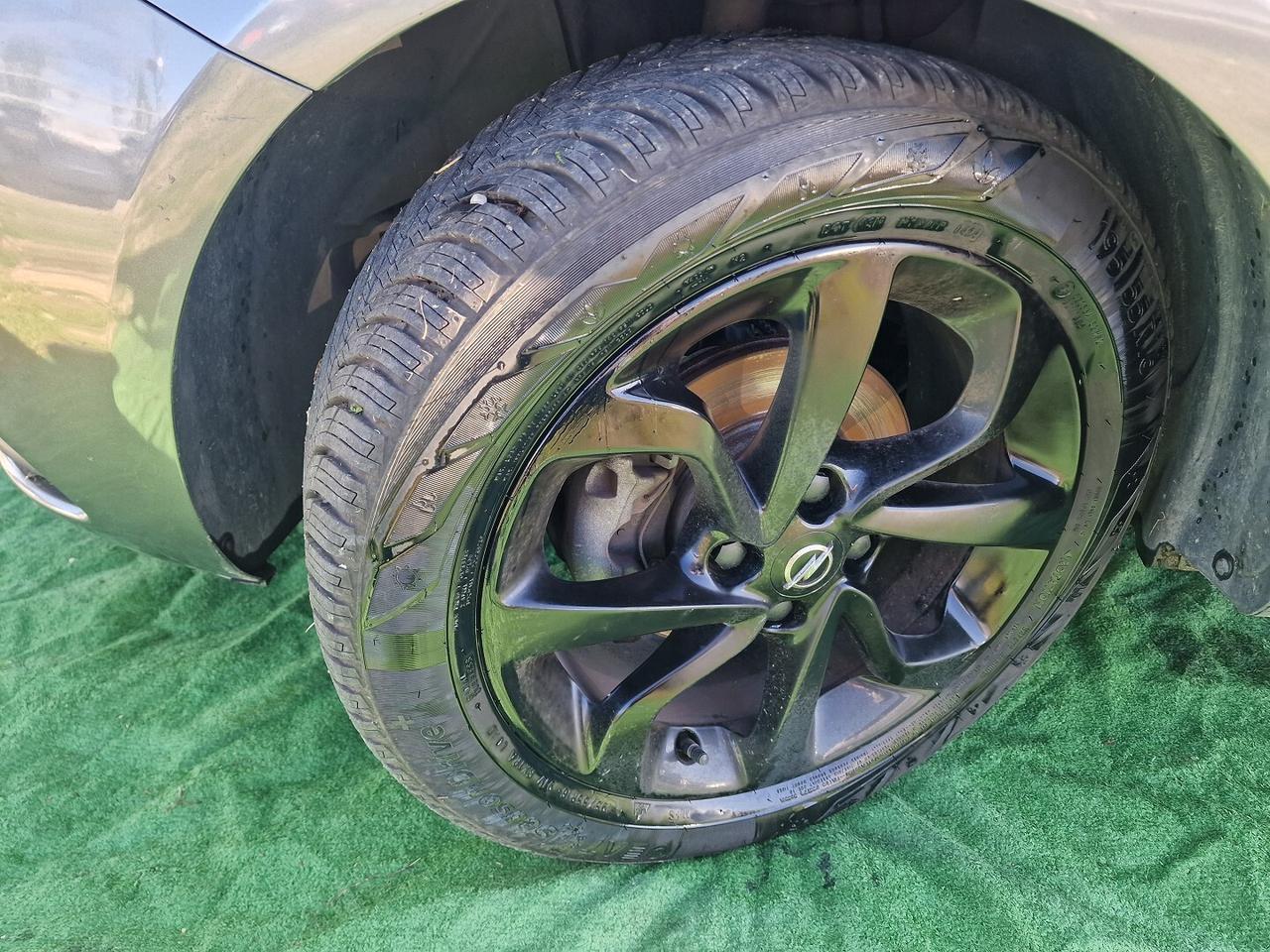 Opel Corsa 1.4 Benz/Gpl(KM 175.501-X NEOPATENTATI)