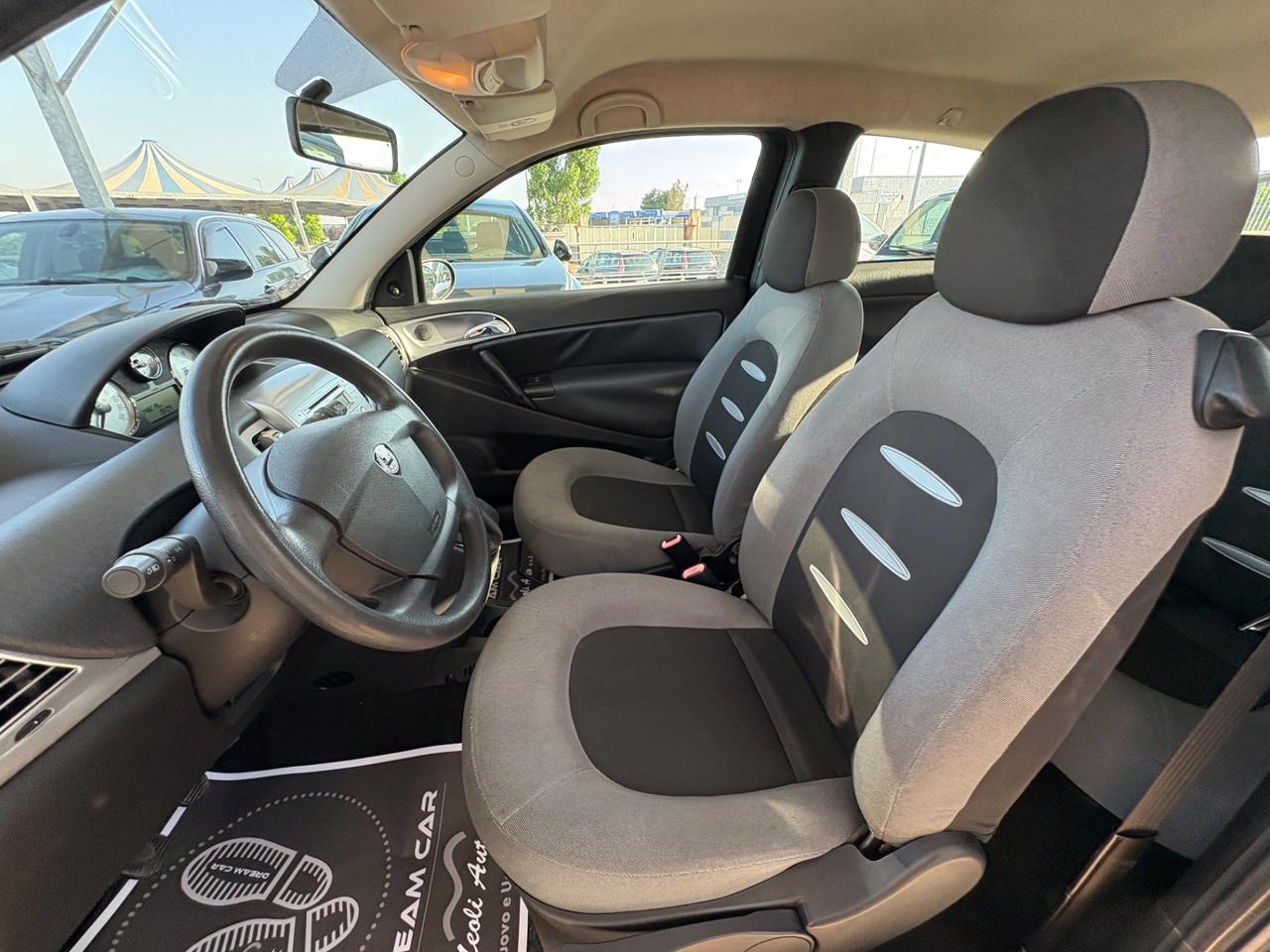 Lancia Ypsilon 1.2 Passion 148000km!