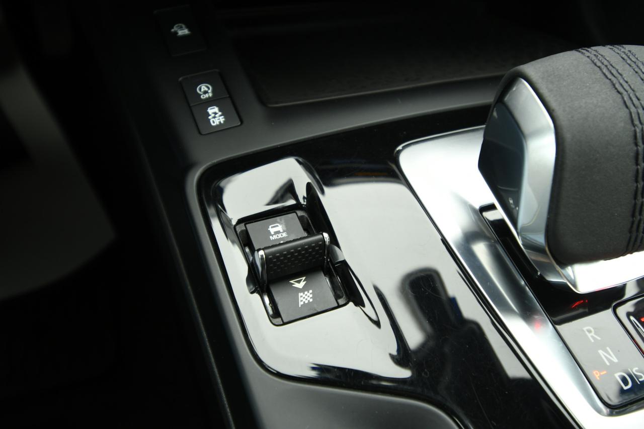 JAGUAR E-Pace 2.0d i4 mhev R-Dynamic SE awd 163cv auto N1+PREZZO+IVA+CAMERA 360