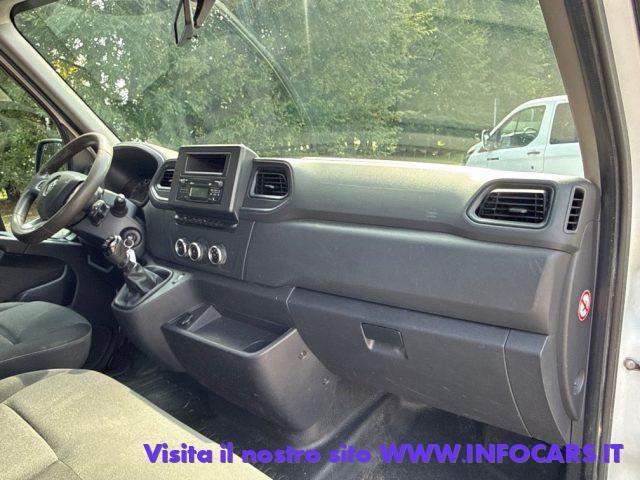 RENAULT Master T35 2.3 dCi 135 CV Pianale Cabinato Ice + IVA