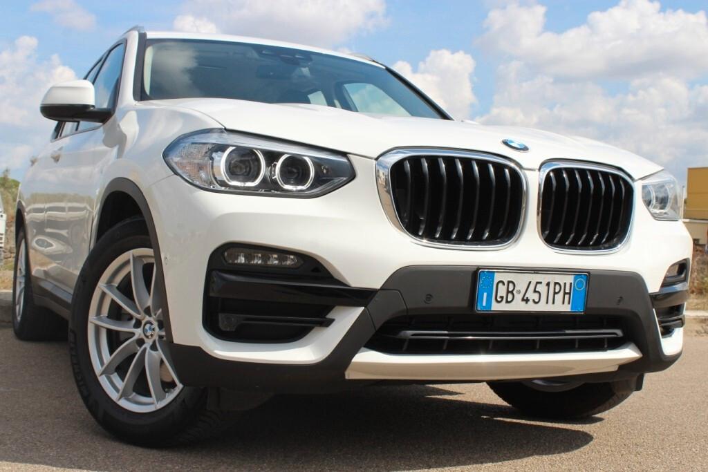 BMW X3 xDrive 20d 190cv *CAMERA *CARPLAY