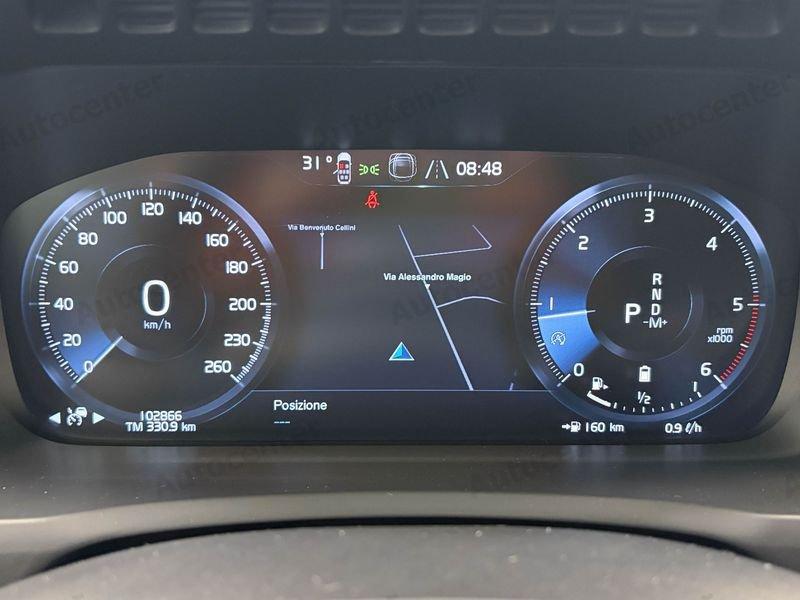 Volvo XC90 XC90 B5 (d) 235CV AWD AUT 7 POSTI R DESIGN