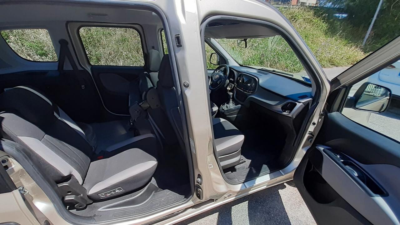 Doblo trasporto disabili benzina 47.988 KM!!