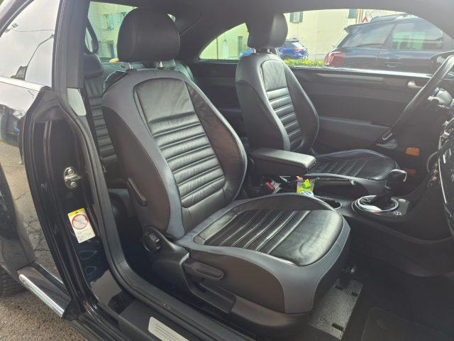 VOLKSWAGEN Maggiolino 2.0 TDI DSG Sport Automatica 19" Pelle Navi LED +