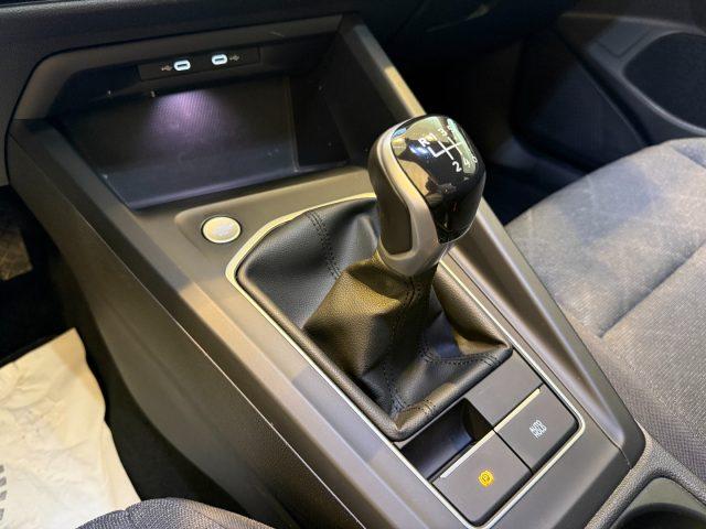 VOLKSWAGEN Golf 1.5 TSI Life NEOPATENTATI LED ACC DAB+