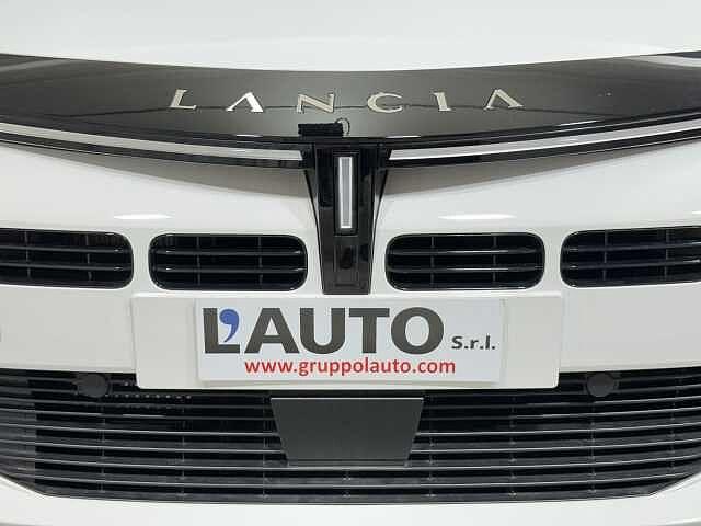 Lancia Ypsilon Hybrid e-DCT KM ZERO