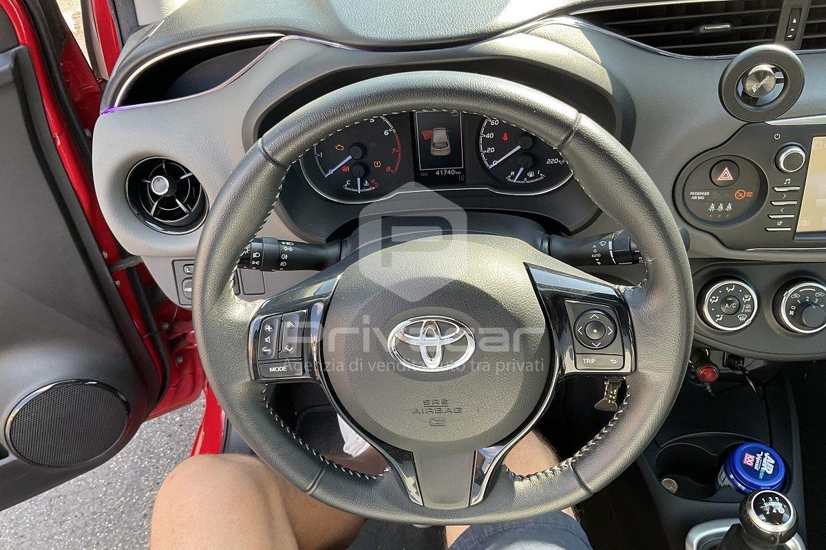 TOYOTA Yaris 1.0 5 porte Cool