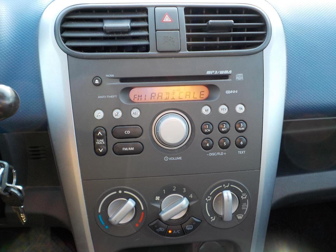 Opel Agila 1.2 16V 94CV Enjoy