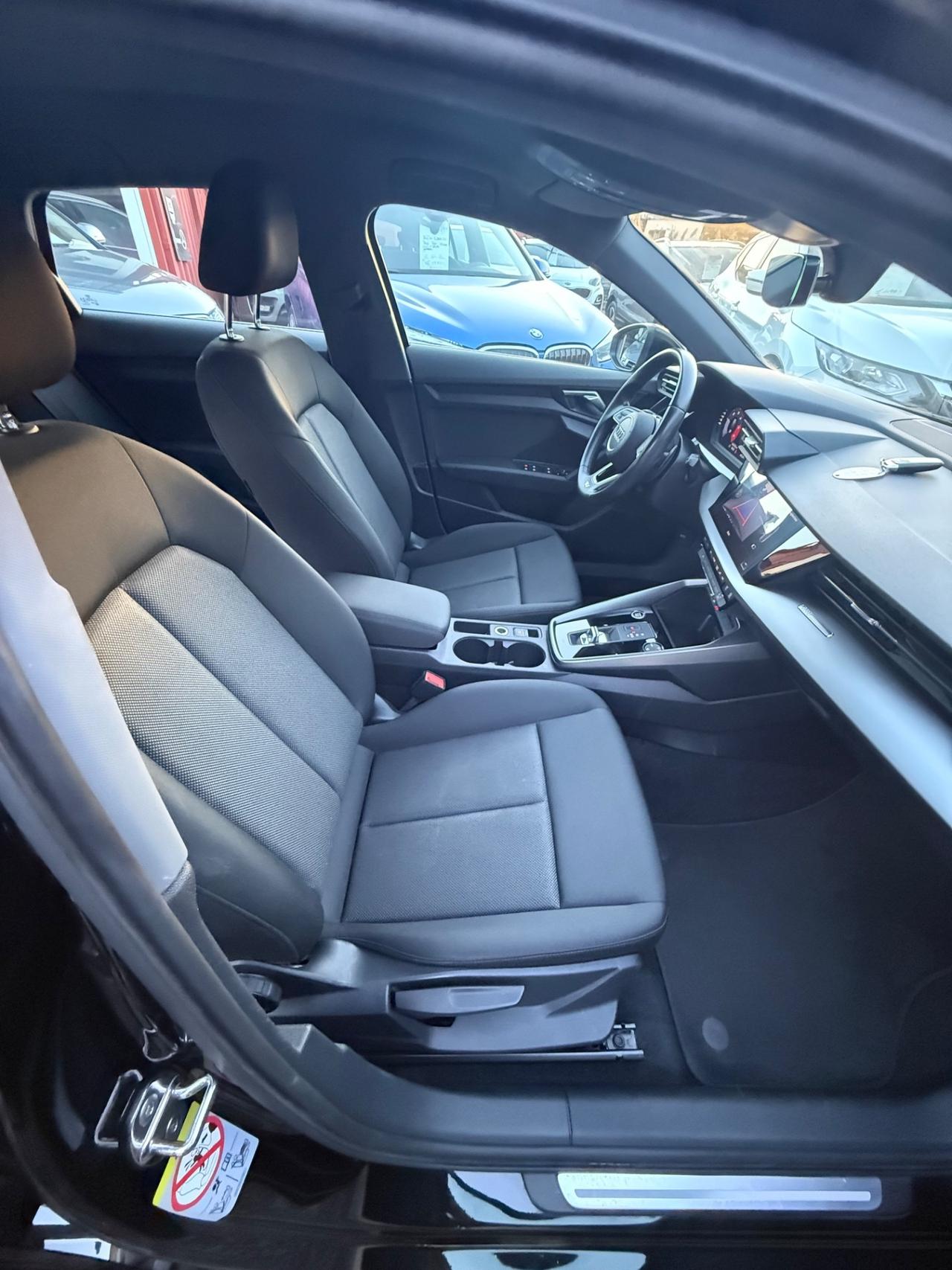 A3 SPB 30 TDI S tronic line edition-unipro-rate-no vincoli