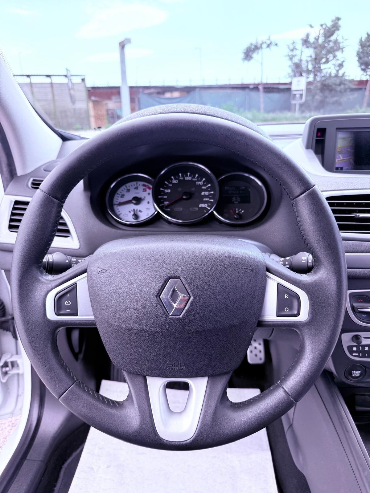 Renault Megane Mégane 1.5 dCi 110CV EDC GT Line
