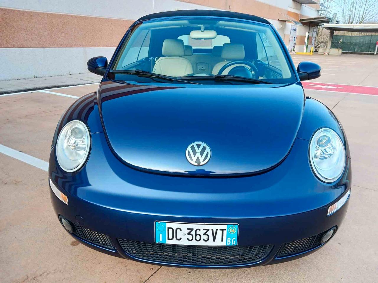 Volkswagen New Beetle CABRIOLET
