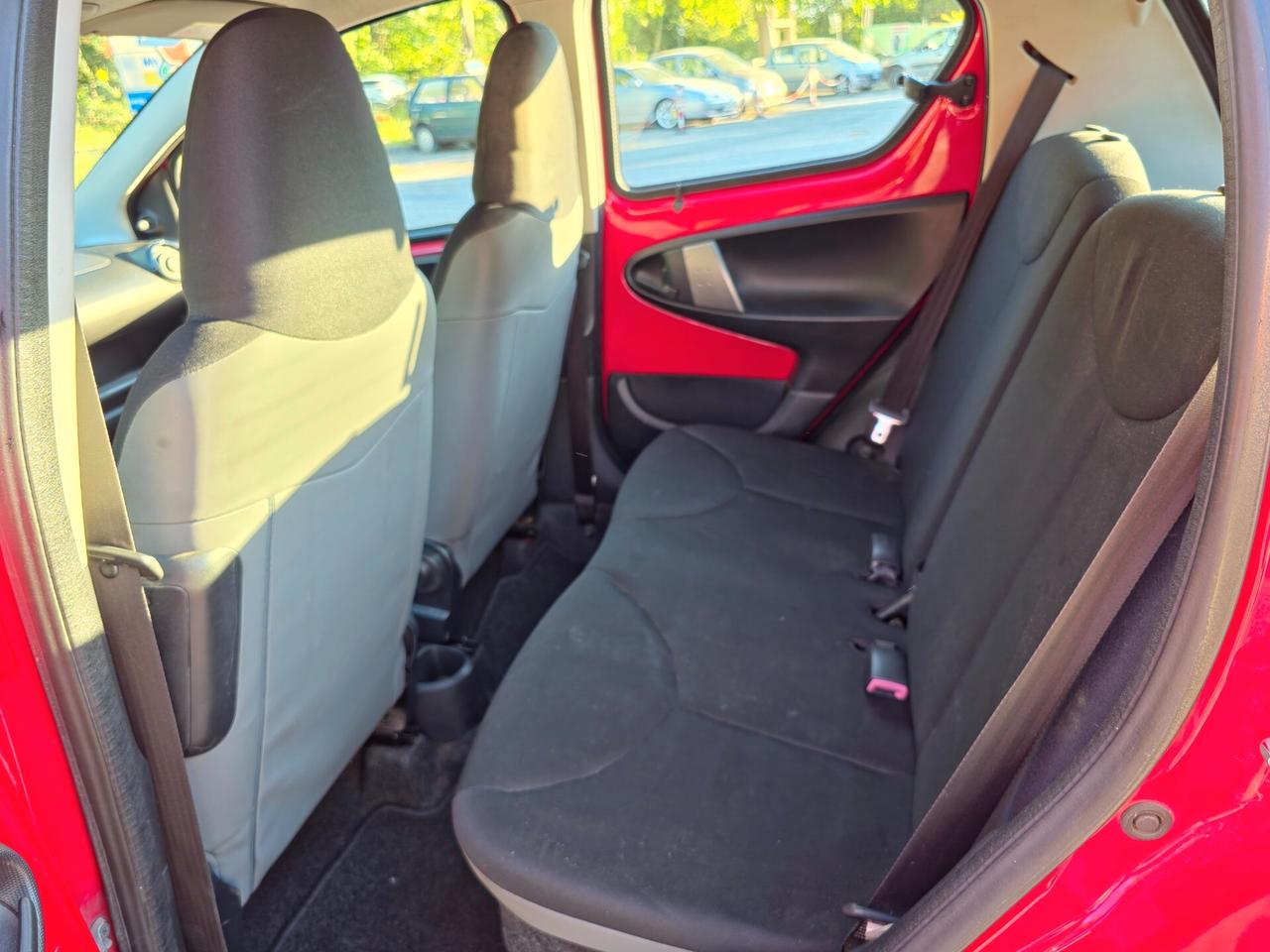 Toyota Aygo 1.0 12V VVT-i 5 porte Cool Soda Connect CV-68 E5B Manuale NEO 2014