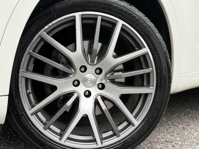 MASERATI Levante V6 Diesel 275 CV AWD
