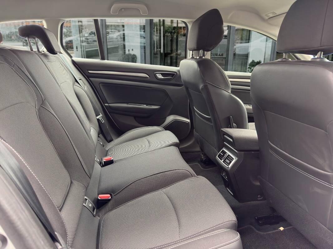 Renault Megane 1.5 blue dci Equilibre 115cv edc Con CARPLAY