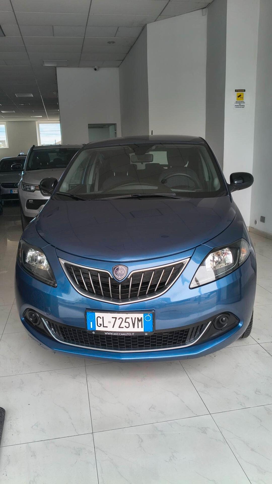 Lancia Ypsilon 1.0 FireFly 5 porte S&S Hybrid Silver Plus