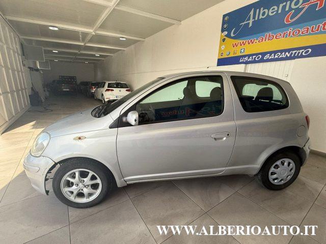 TOYOTA Yaris 1.0i 16V cat 3 porte Sol