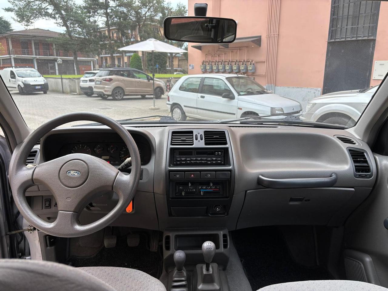Ford Maverick 2.4i alias Nissan Terrano