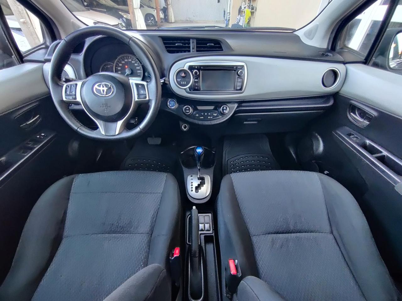 Toyota Yaris 1.5 Hybrid 5 porte Lounge