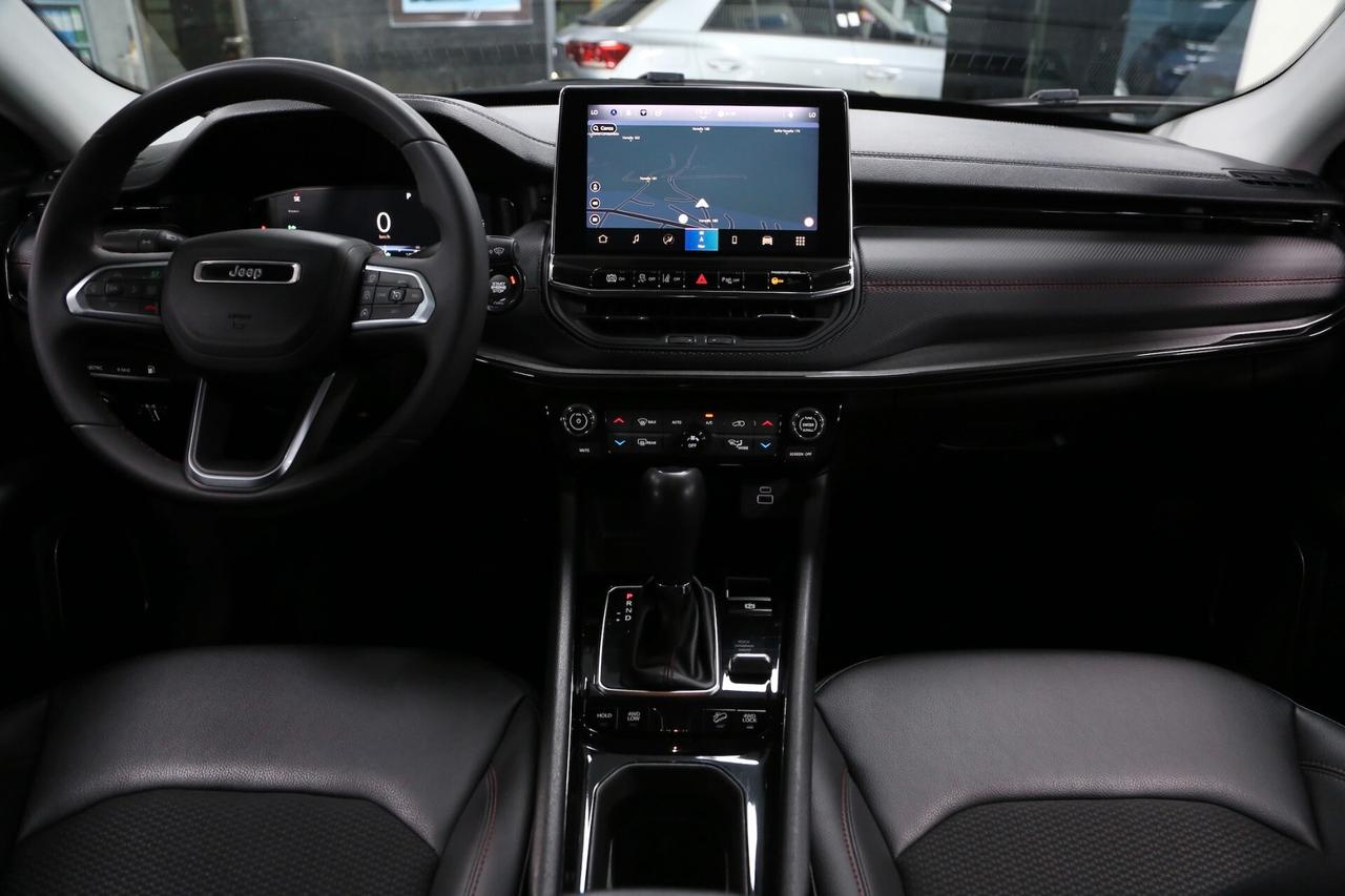 Jeep Compass 1.3 Turbo T4 240 cv PHEV AT6 4xe Trailhawk