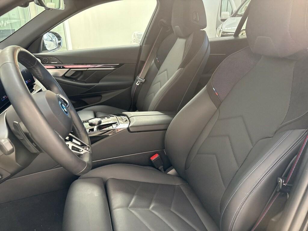 BMW i5 Berlina Msport eDrive40