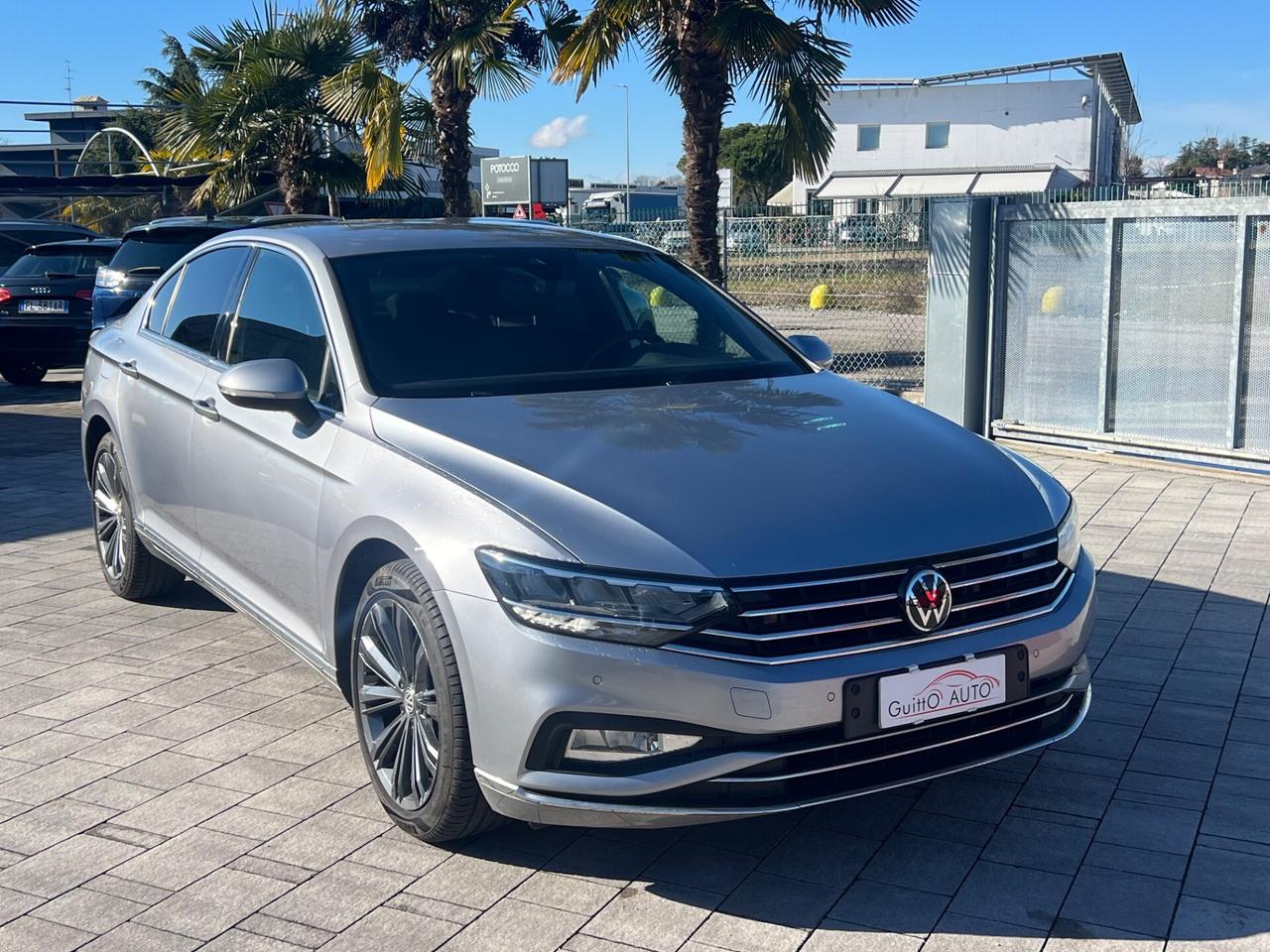 Volkswagen Passat 2.0 TDI DSG Executive FINANZIABILE