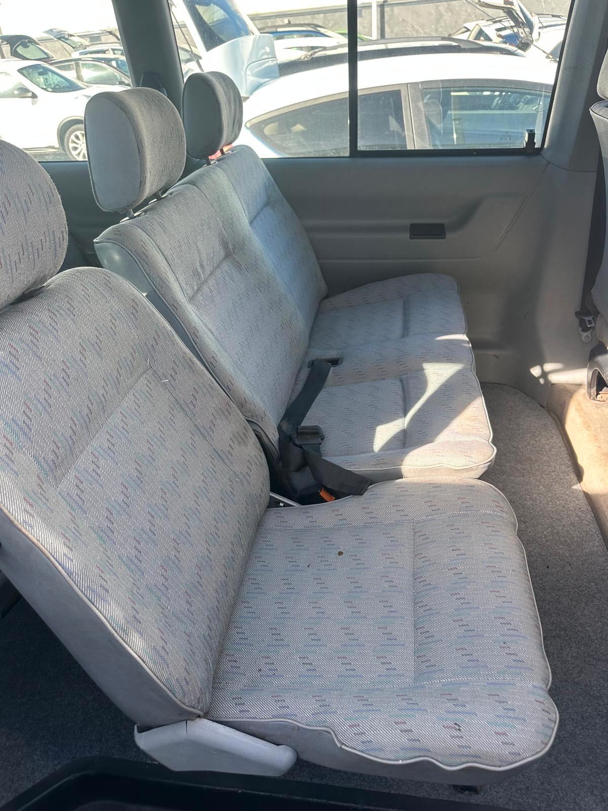 VOLKSWAGEN CARAVELLE 9 POSTI