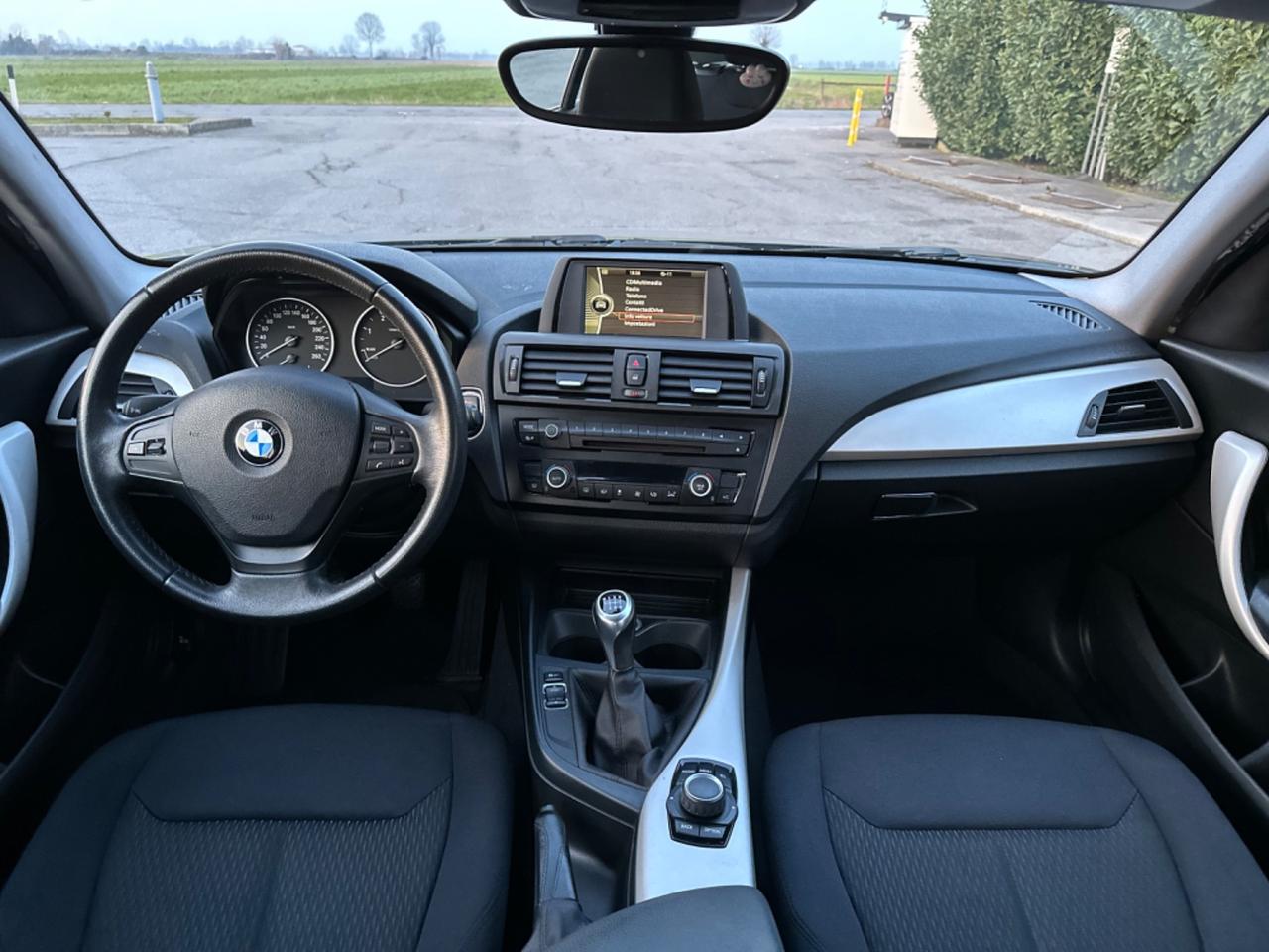 Bmw 114 114d 5p. Urban Ok neopatentati