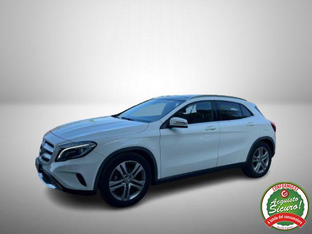 MERCEDES-BENZ GLA 180 d Automatic Premium Tetto Navi Led