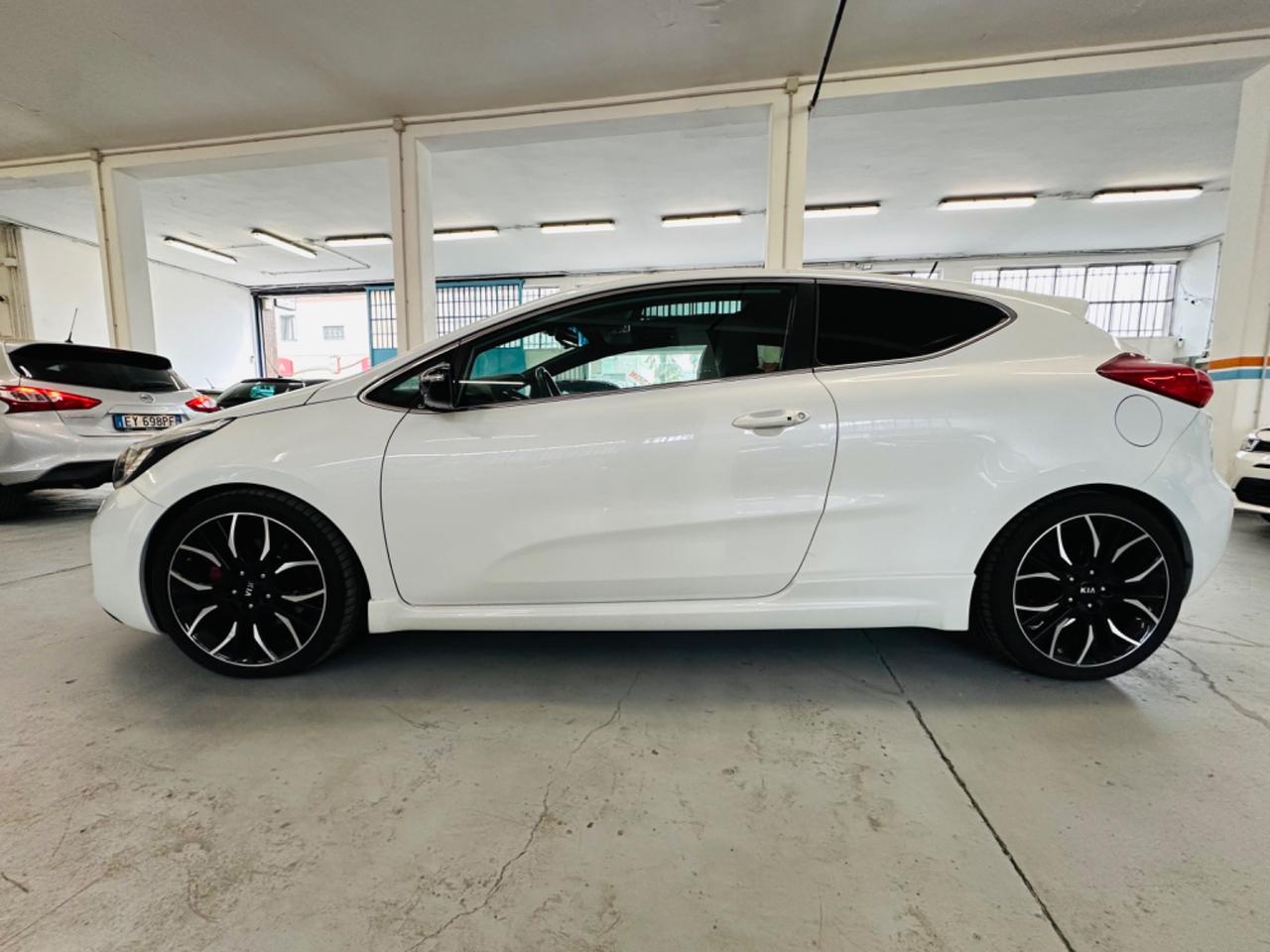 Kia Ceed pro_cee'd 1.6 T GDI 3p. N°361/500- Autonavigli