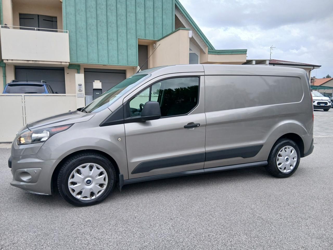 Ford Transit Connect Lungo 1.5 Tdci 120 cv unico proprietario IVA esposta