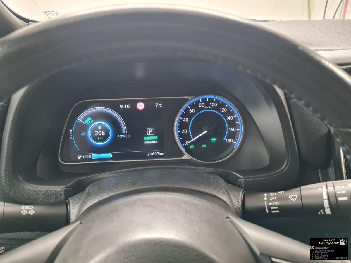NISSAN Leaf Tekna 40 kWh-Elettrica-20.000 Km