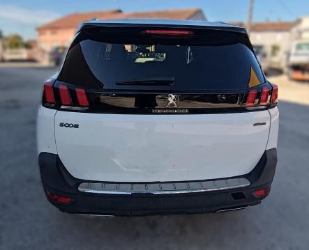 Peugeot 5008 1.6 bluehdi GT Line s&s 120cv 7p.ti eat6
