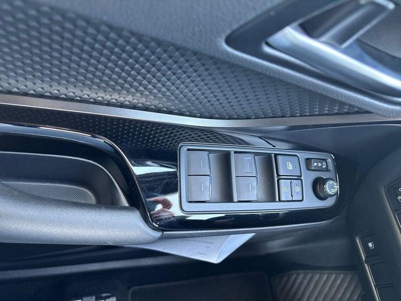 Toyota C-HR 2.0H (184CV) E-CVT Trend