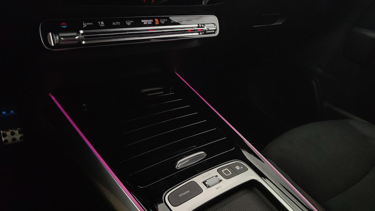 Mercedes-Benz GLA 200 d automatic