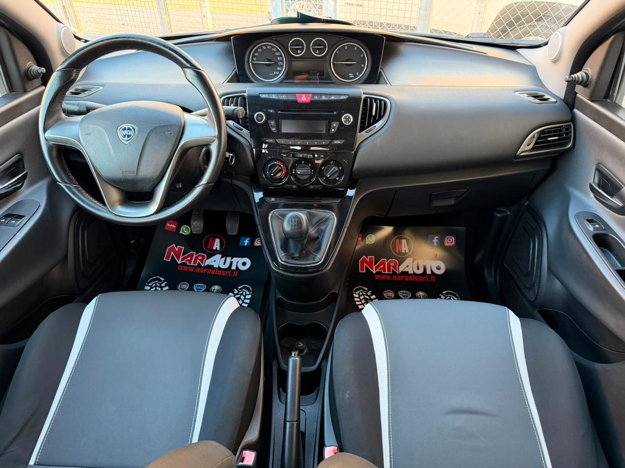 Lancia Ypsilon 1.3 MJT 95 CV Platinum 78000km