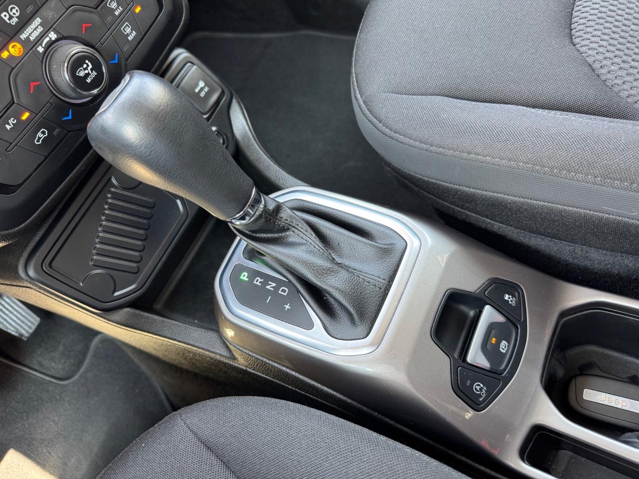 Jeep Renegade 1.3 T4 DDCT Limited