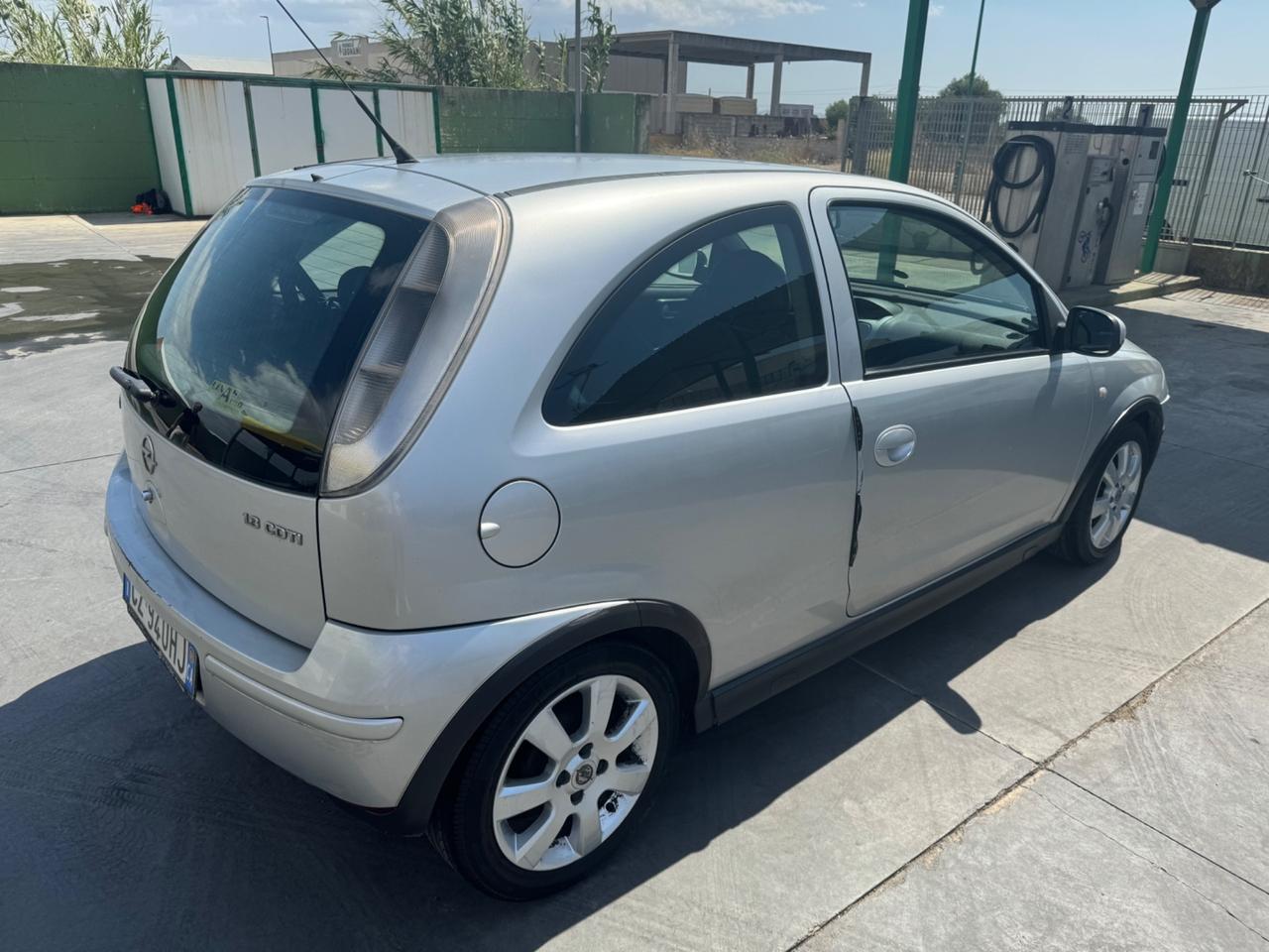 Opel Corsa 1.3 16V CDTI cat 3p. Silverline