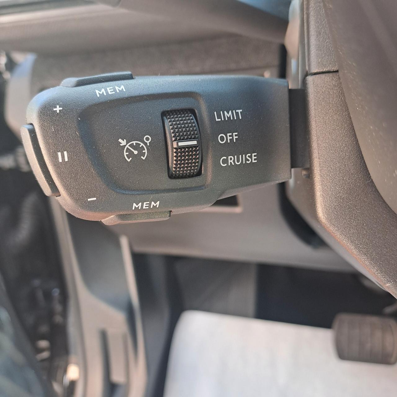Peugeot 3008 1.5 Bluehdi 130 Cv Eat8 Allure