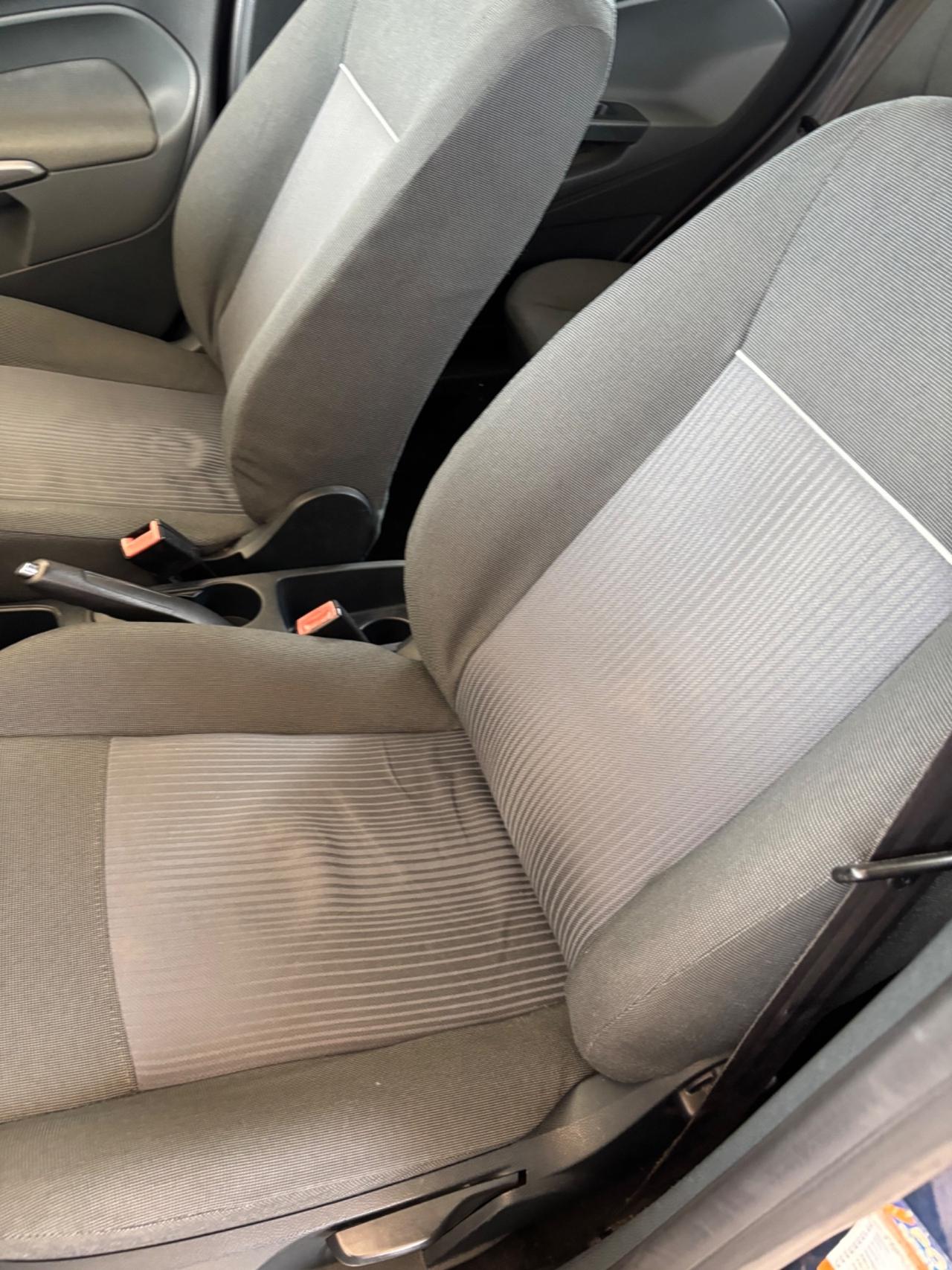 Ford Fiesta Fiesta 1.2 82CV 5 porte neo patentati