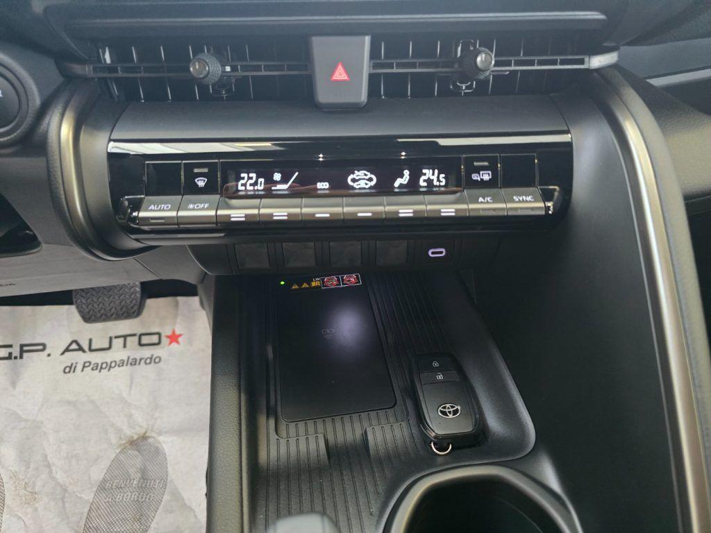 Toyota C-HR 1.8 hev Trend fwd e-cvt