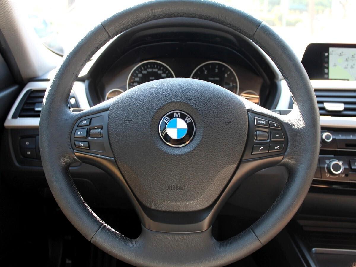 Bmw 320d Touring Advantage Automatica Euro 6