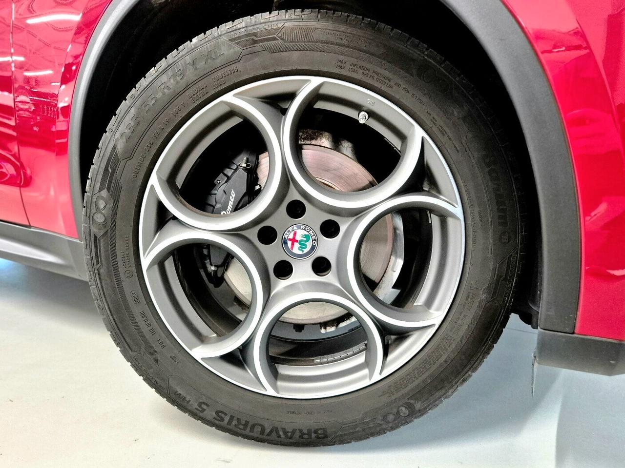 Alfa Romeo Stelvio 2.2 Turbodiesel 160 CV AT8 RWD Sport-Tech