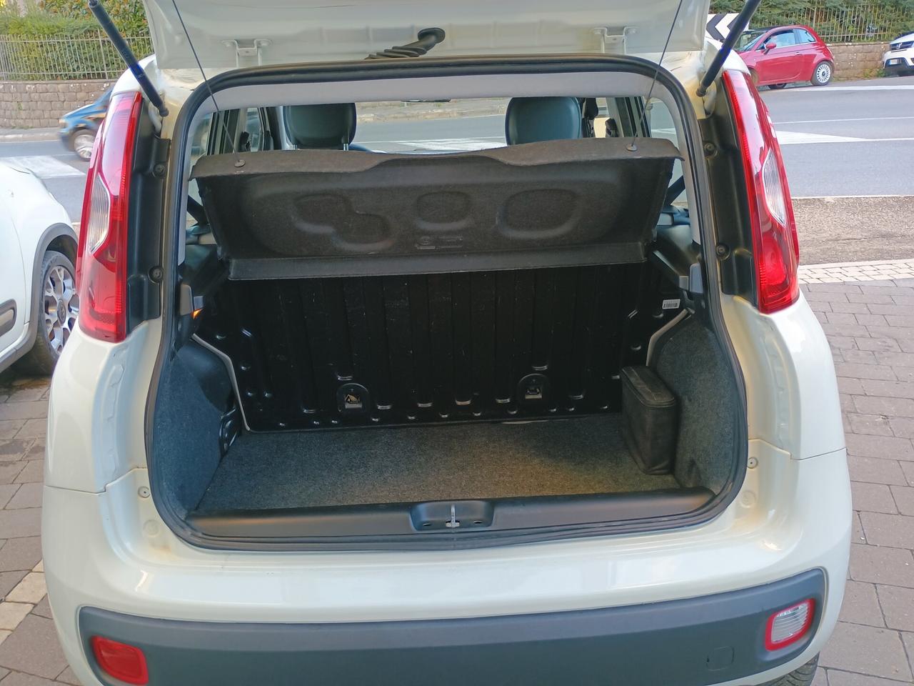 Fiat Panda 0.9 TwinAir Turbo Natural Power Lounge