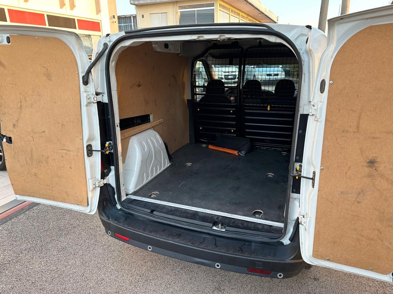 Fiat Doblò 1.3 MJT S&S PC-TN Cargo Lounge