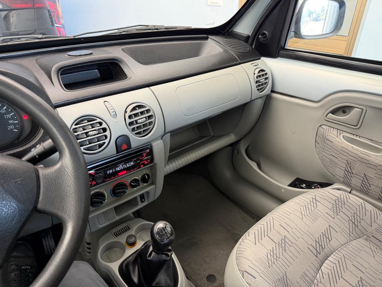 Renault Kangoo 1.2 16V 5p. Luxe gancio traino gancio traino