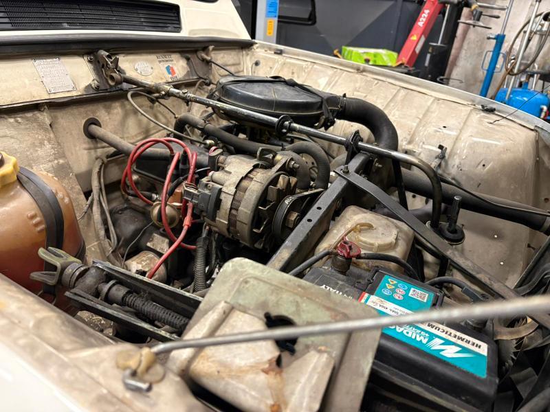 RENAULT 4 1.0 BENZ 32 CV UNICOPROPRIETARIO