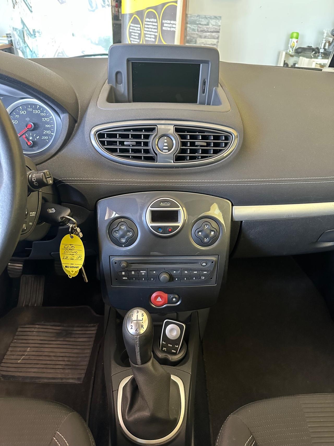 Renault Clio 1.2benz. 72.000km